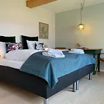 Nocleg ze śniadaniem Ronhave 3*